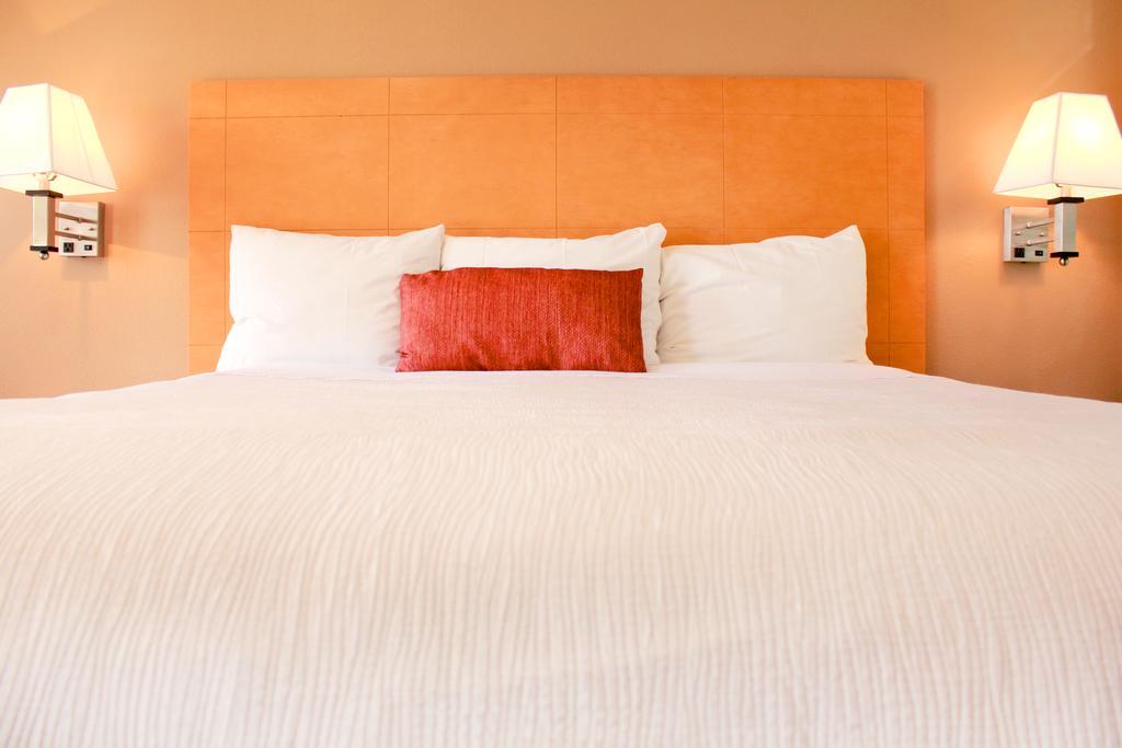 Travelodge By Wyndham Vallejo Luaran gambar